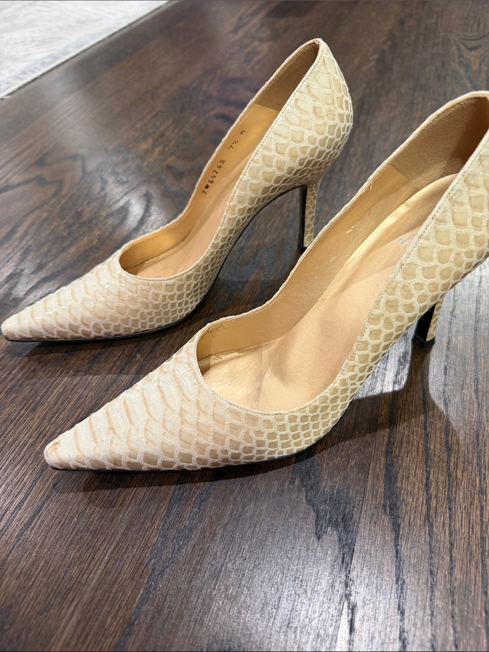 Stuart Weitzman Snake Skin Pumps - Picture 2 of 7